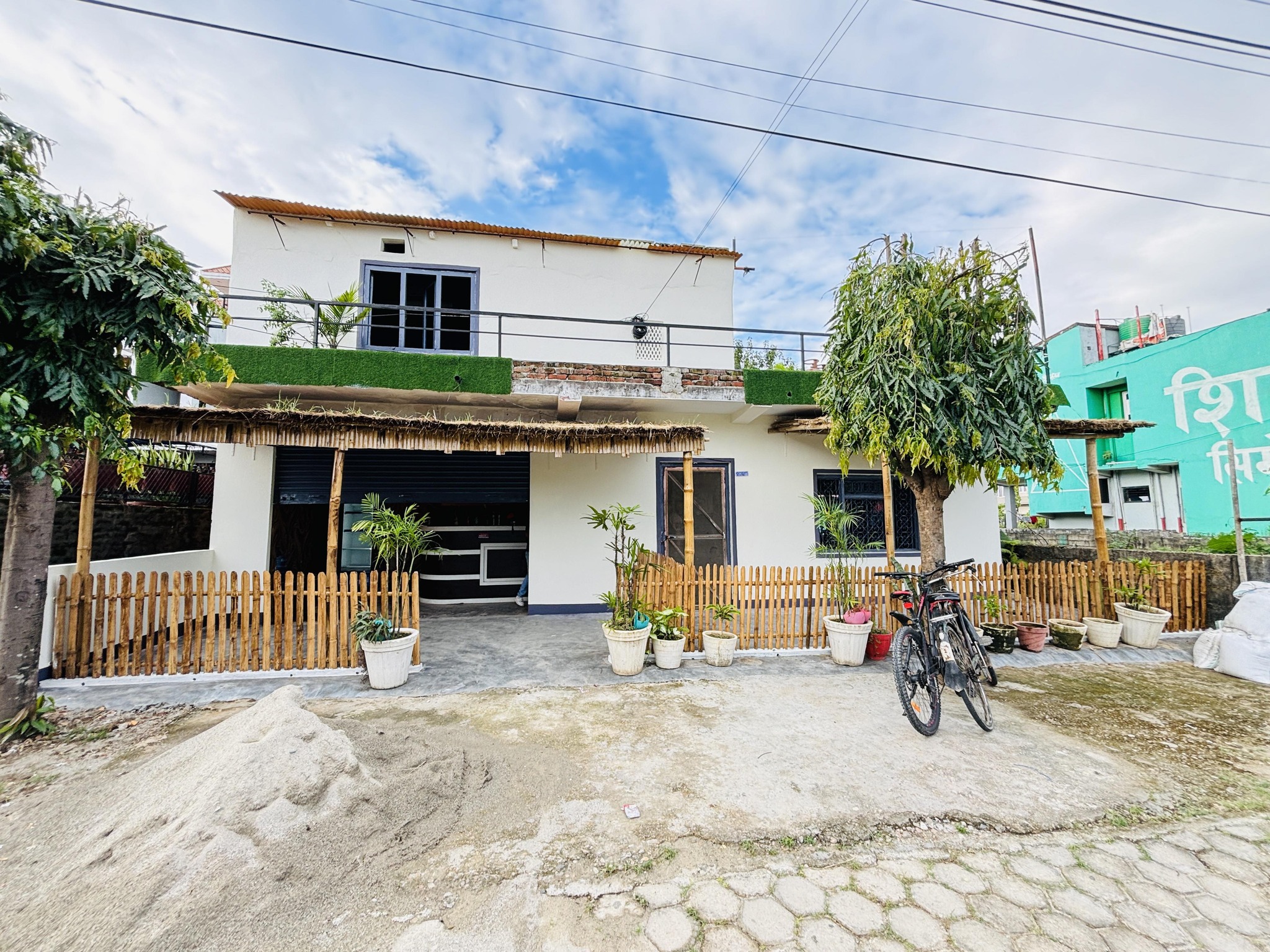 Lighthouse Grill & Bar