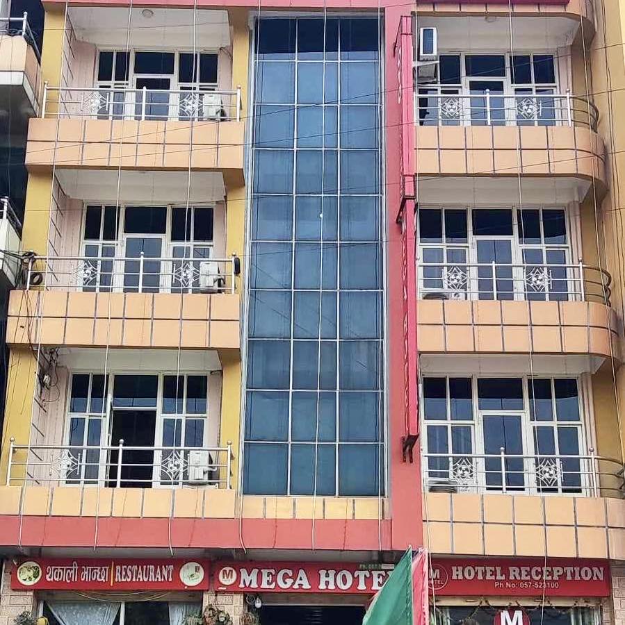 Mega Hotel