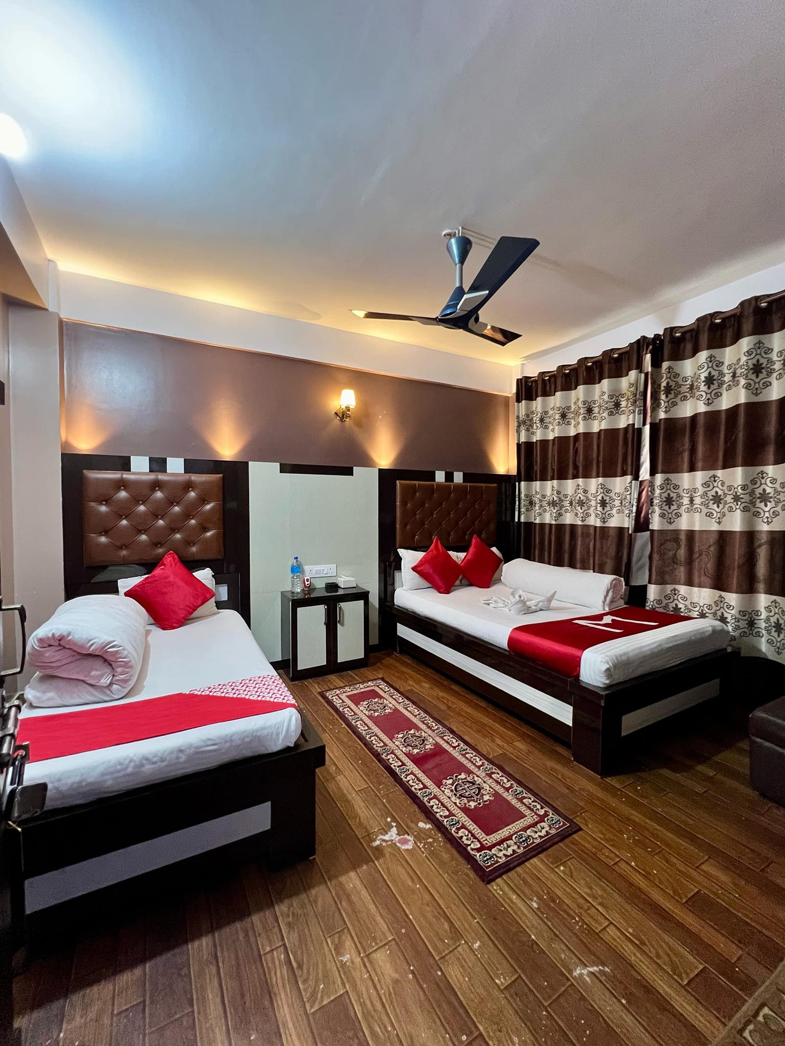 MEGA Hotel And Resturant Cafe