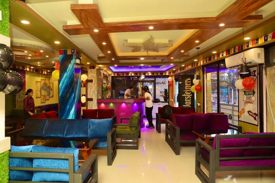 Rumbaz Restaurant Lounge & Bar