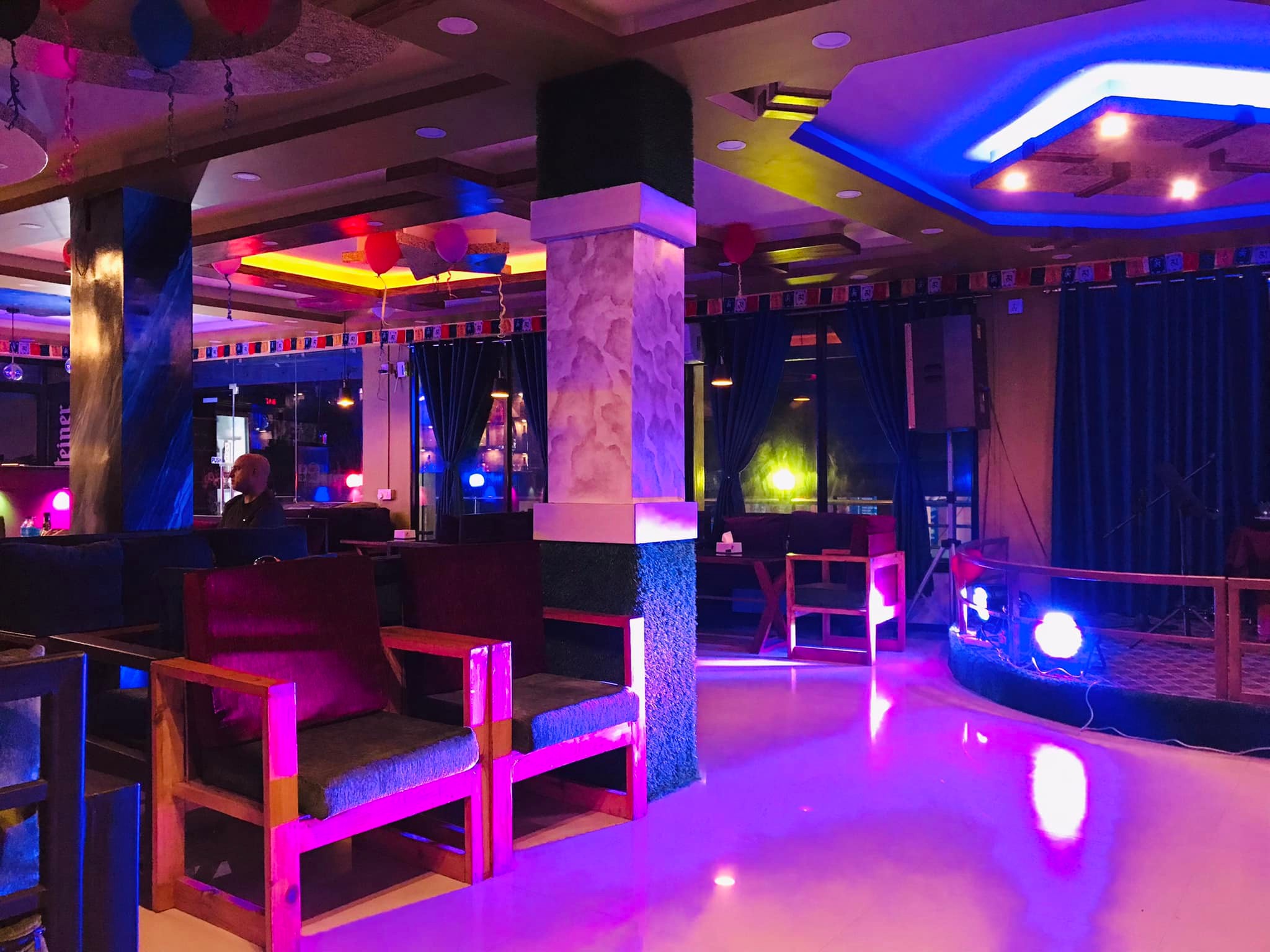 Rumbaz Restaurant Lounge & Bar